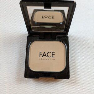 FACE Stockholm Powder Foundation - "August"